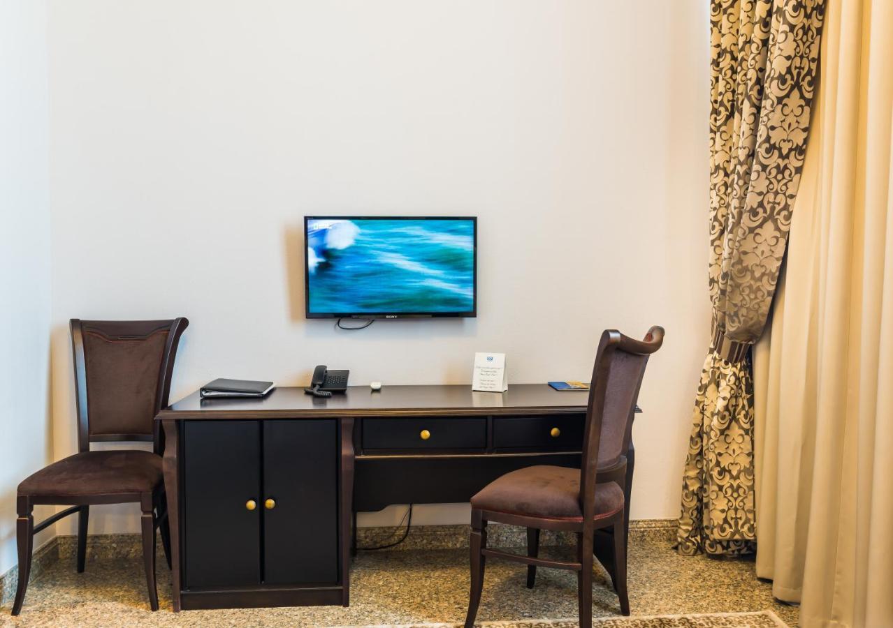 Royal Petrol Hotel Taldykorgan Ngoại thất bức ảnh