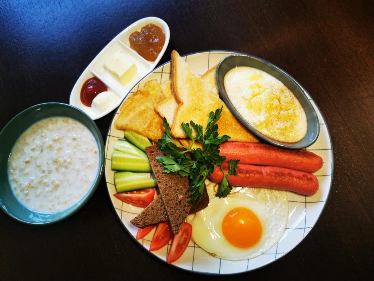 Royal Petrol Hotel Taldykorgan Ngoại thất bức ảnh