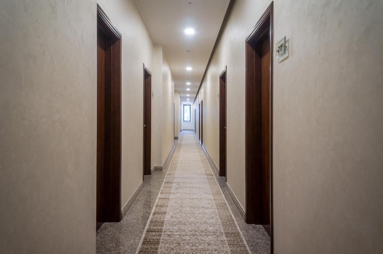 Royal Petrol Hotel Taldykorgan Ngoại thất bức ảnh